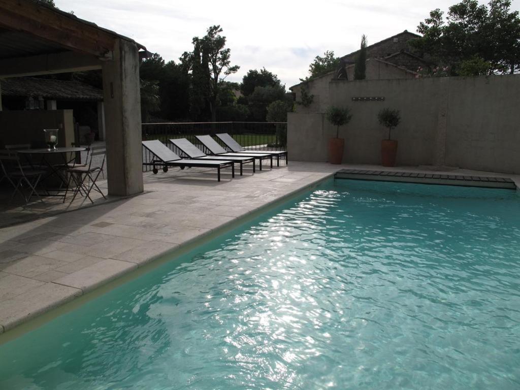 Le Mas De L'Olivier Hotel Loriol-du-Comtat Buitenkant foto