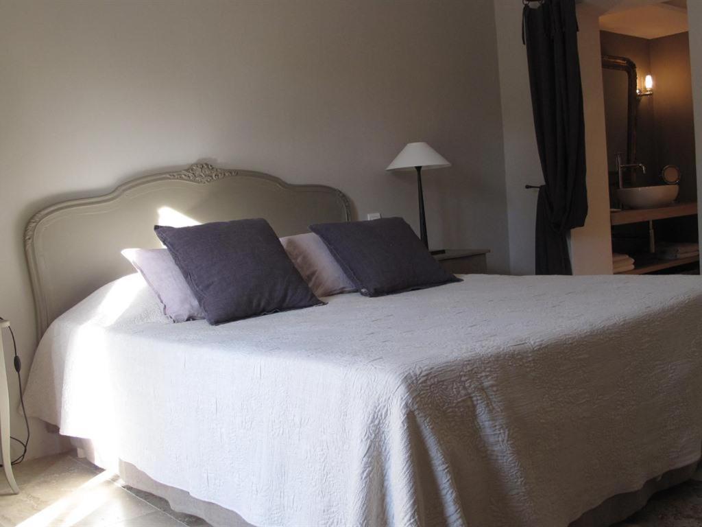 Le Mas De L'Olivier Hotel Loriol-du-Comtat Buitenkant foto